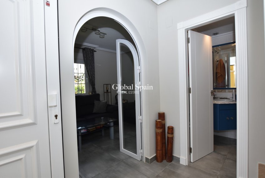 Revente - VILLA -
ORIHUELA COSTA - Costa Blanca