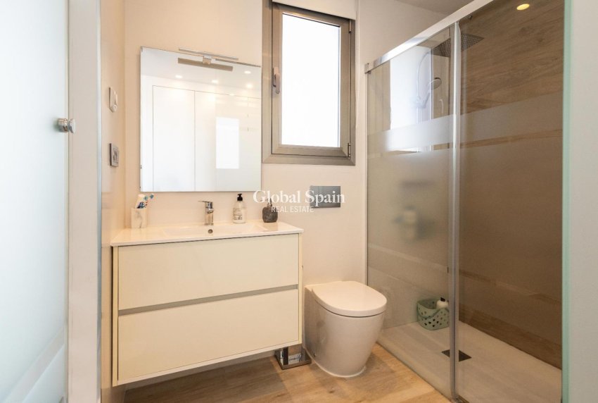 Revente - VILLA -
ORIHUELA COSTA - Costa Blanca