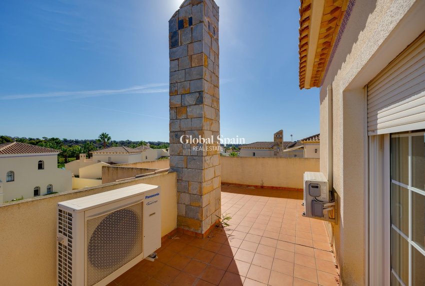 Revente - VILLA -
ORIHUELA COSTA - Costa Blanca