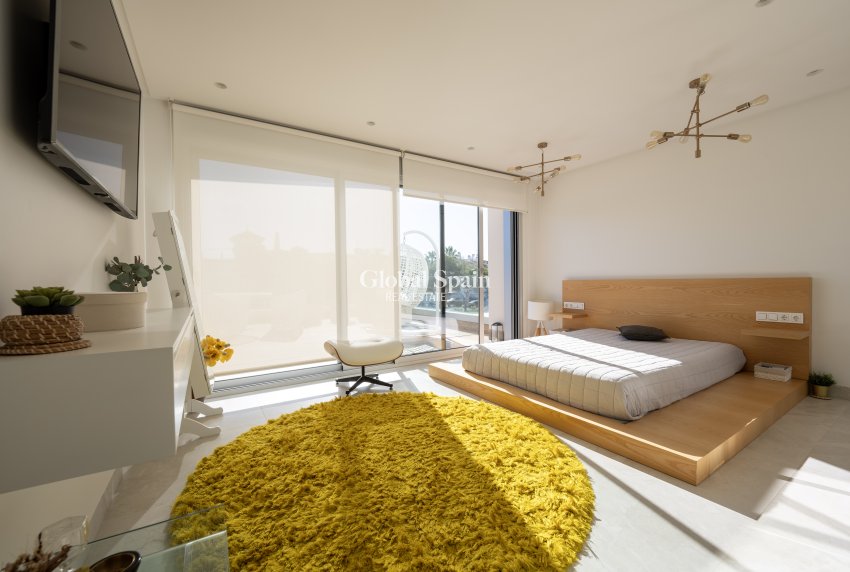 Revente - VILLA -
ORIHUELA COSTA - Costa Blanca