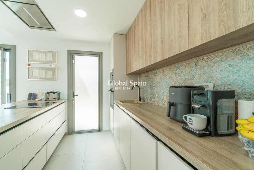 Revente - VILLA -
ORIHUELA COSTA - Costa Blanca