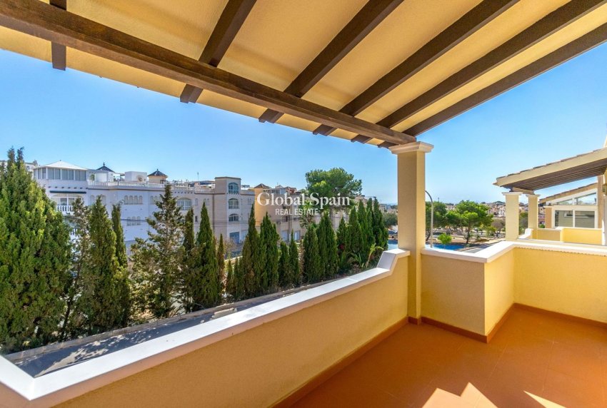 Revente - VILLA -
ORIHUELA COSTA - Costa Blanca