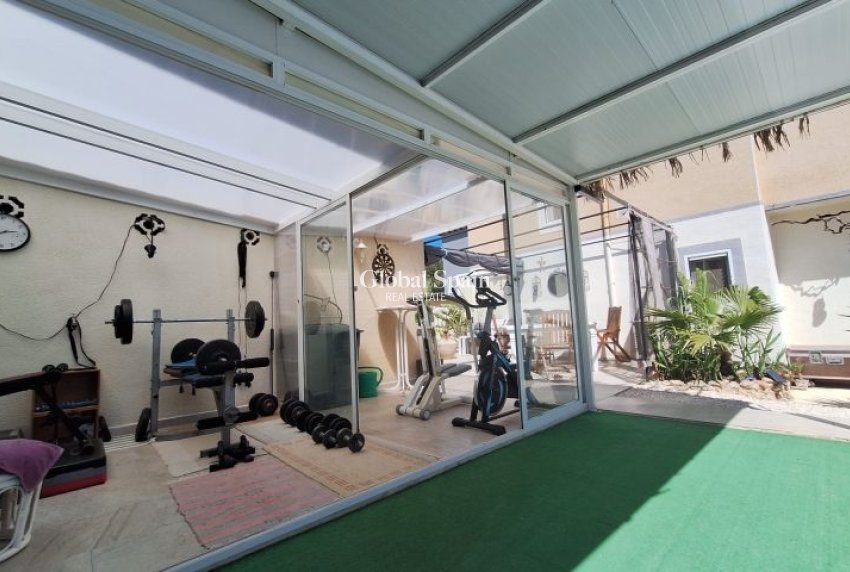 Revente - VILLA -
ORIHUELA COSTA - Costa Blanca