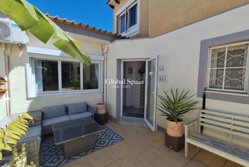 Revente - VILLA -
ORIHUELA COSTA - Costa Blanca