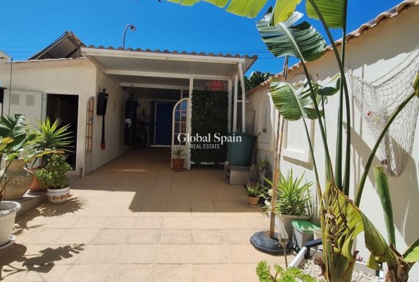 Revente - VILLA -
ORIHUELA COSTA - Costa Blanca