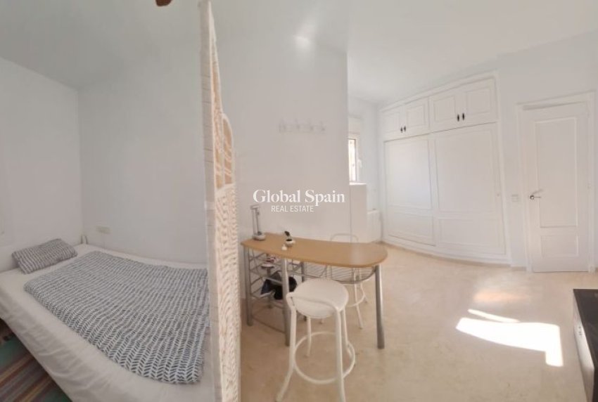 Revente - VILLA -
ORIHUELA COSTA - Costa Blanca