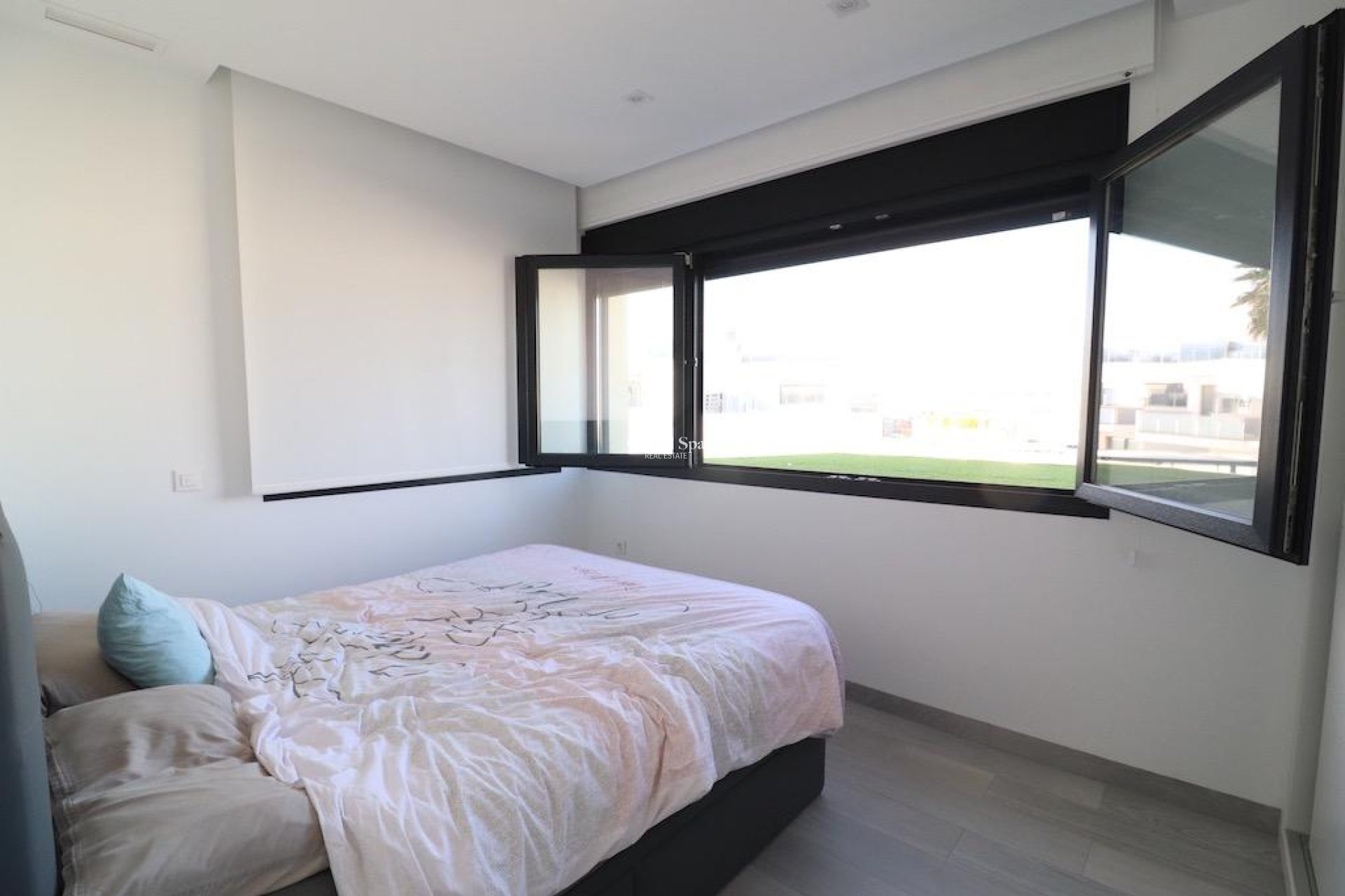 Revente - VILLA -
ORIHUELA COSTA - Costa Blanca