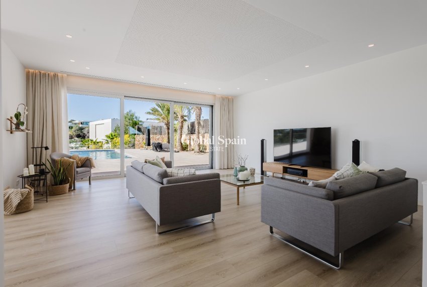Revente - VILLA -
ORIHUELA COSTA - Costa Blanca