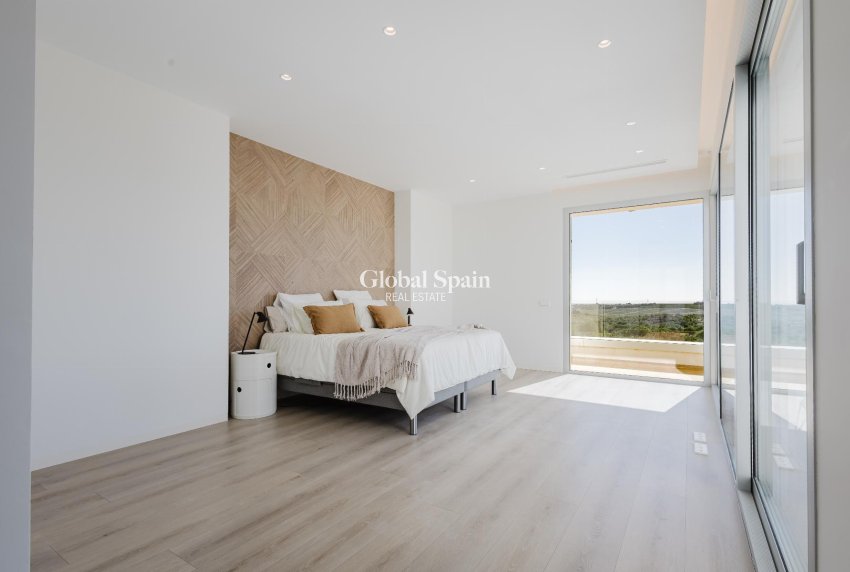 Revente - VILLA -
ORIHUELA COSTA - Costa Blanca