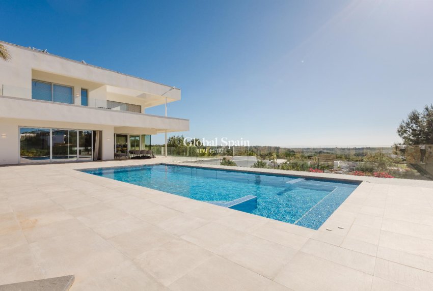Revente - VILLA -
ORIHUELA COSTA - Costa Blanca