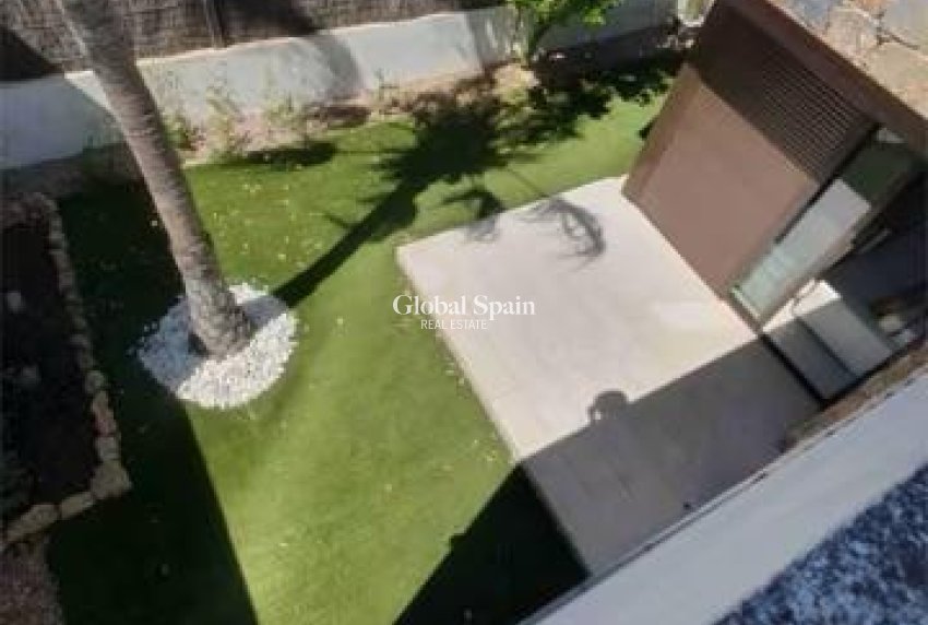 Revente - VILLA -
ORIHUELA COSTA - Costa Blanca