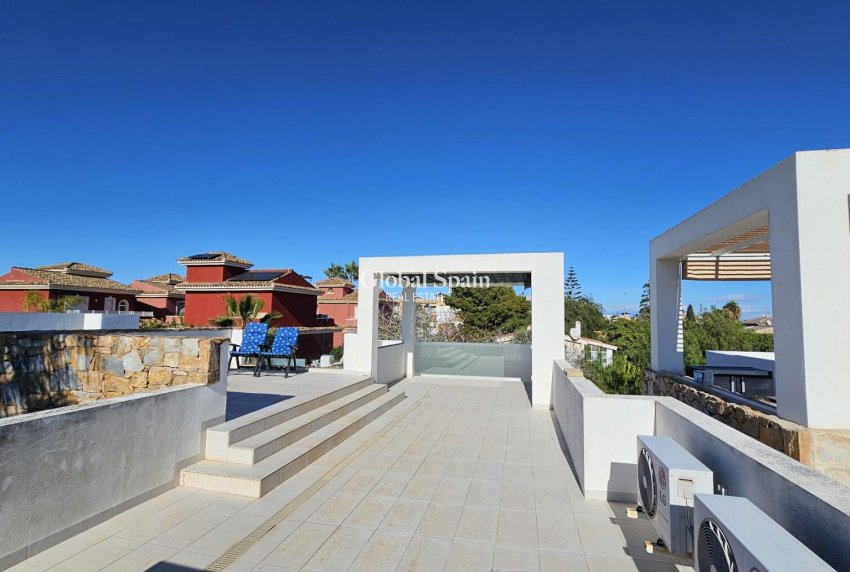 Revente - VILLA -
ORIHUELA COSTA - Costa Blanca