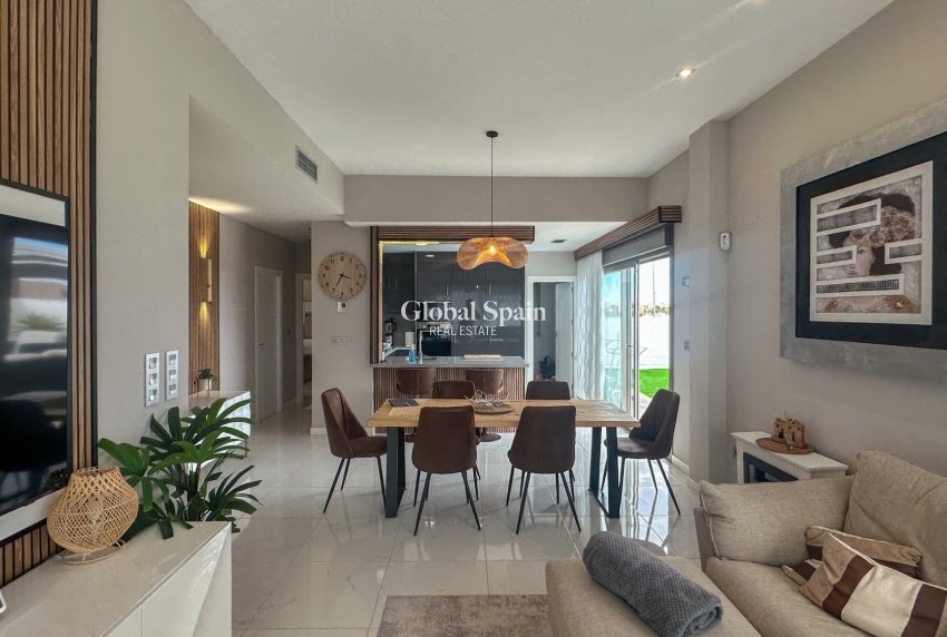 Revente - VILLA -
ORIHUELA COSTA - Costa Blanca