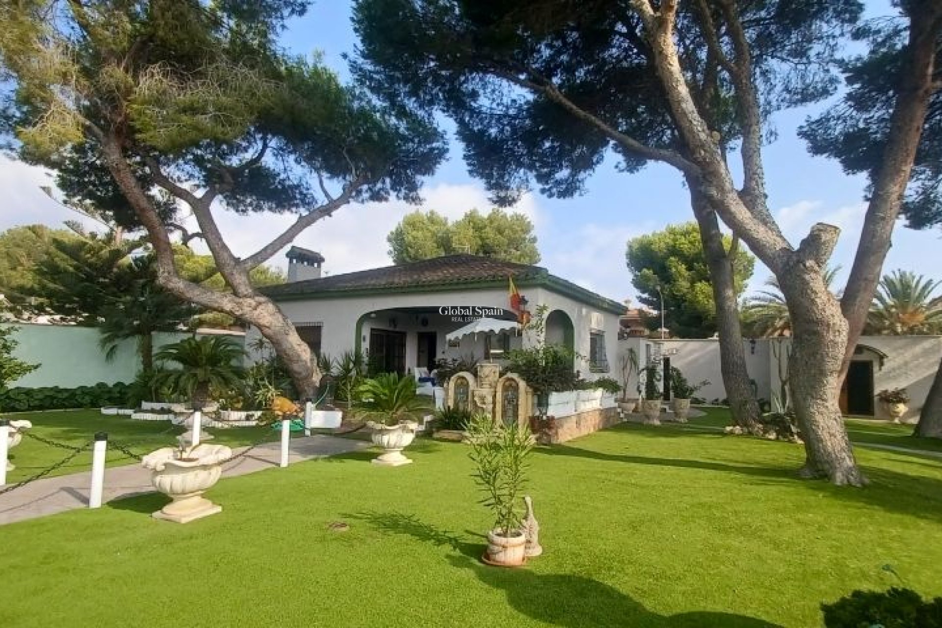 Revente - VILLA -
ORIHUELA COSTA - Costa Blanca