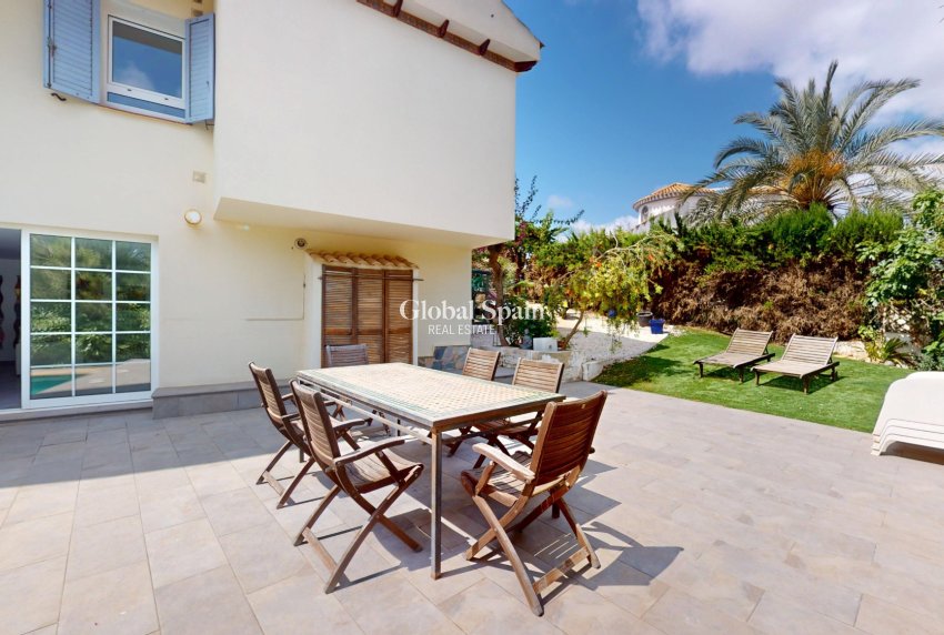 Revente - VILLA -
ORIHUELA COSTA - Costa Blanca