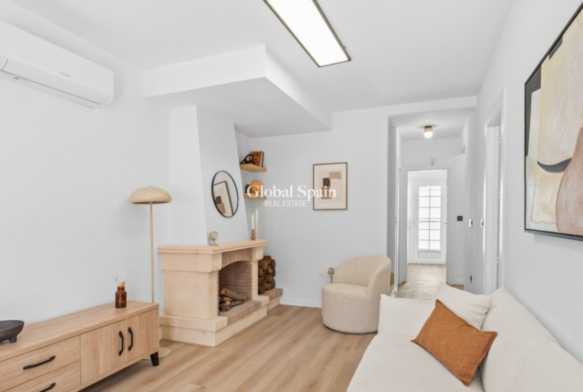 Revente - VILLA -
ORIHUELA COSTA - Costa Blanca