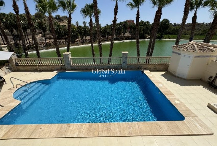 Revente - VILLA -
ORIHUELA COSTA - Costa Blanca