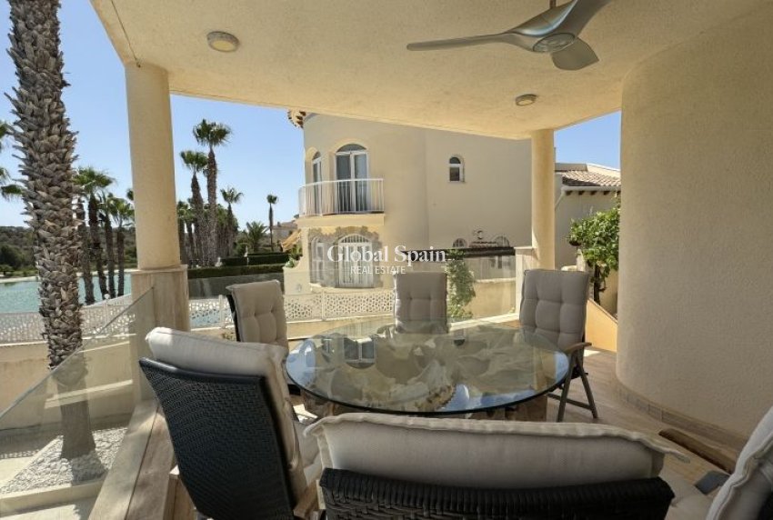 Revente - VILLA -
ORIHUELA COSTA - Costa Blanca