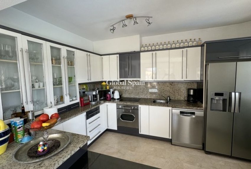 Revente - VILLA -
ORIHUELA COSTA - Costa Blanca