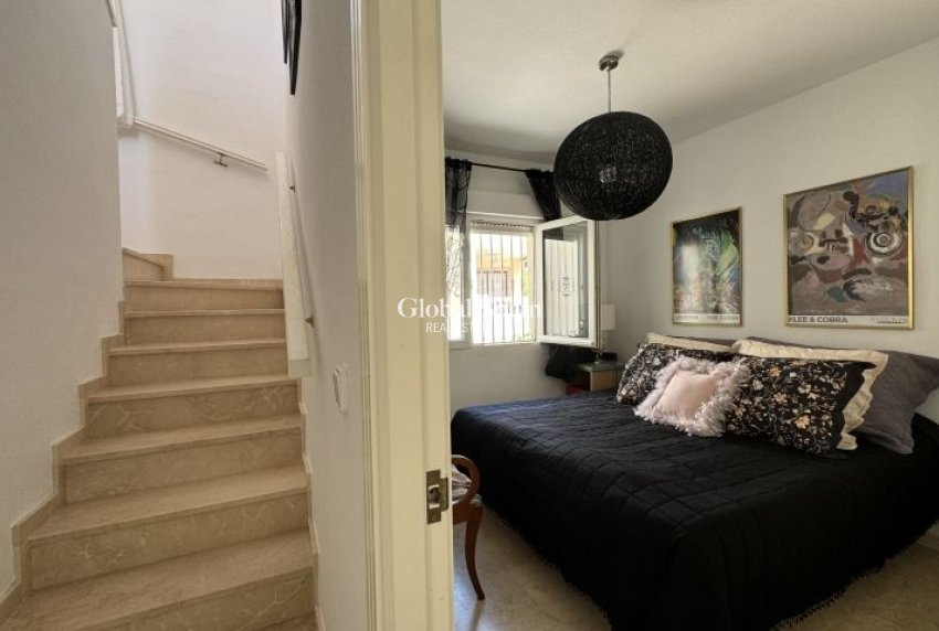 Revente - VILLA -
ORIHUELA COSTA - Costa Blanca