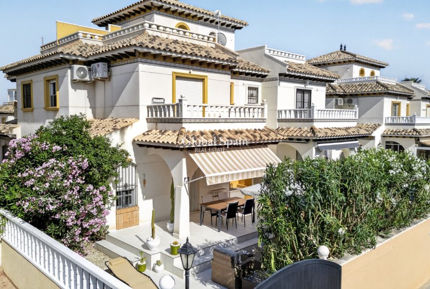 Revente - VILLA -
ORIHUELA COSTA - Costa Blanca