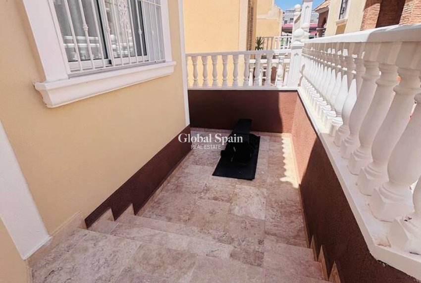 Revente - VILLA -
ORIHUELA COSTA - Costa Blanca