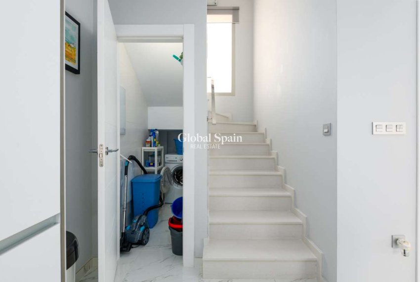 Revente - VILLA -
ORIHUELA COSTA - Costa Blanca
