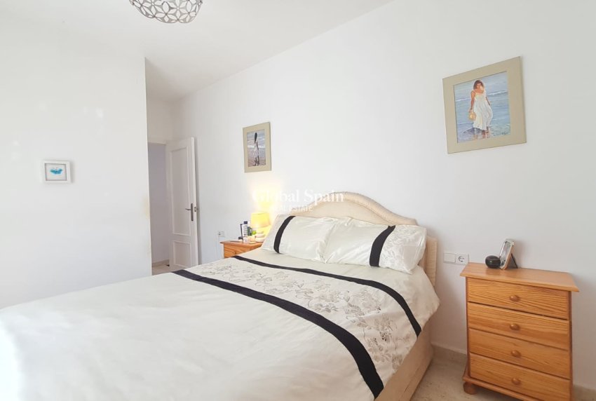 Revente - VILLA -
ORIHUELA COSTA - Costa Blanca