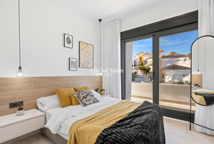 Revente - VILLA -
ORIHUELA COSTA - Costa Blanca