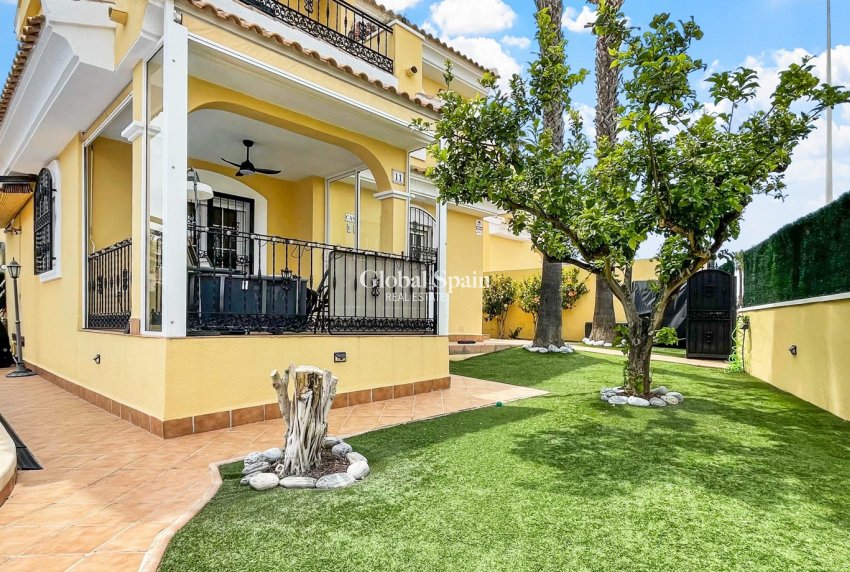 Revente - VILLA -
ORIHUELA COSTA - Costa Blanca
