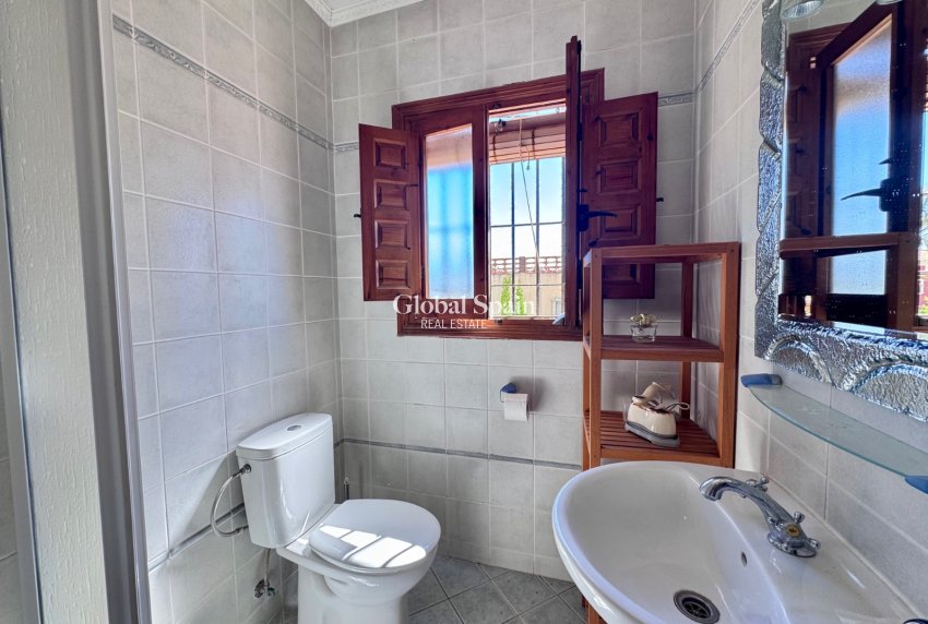 Revente - VILLA -
ORIHUELA COSTA - Costa Blanca
