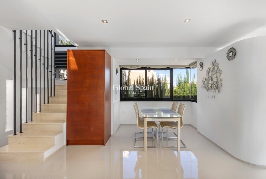 Revente - VILLA -
ORIHUELA COSTA - Costa Blanca