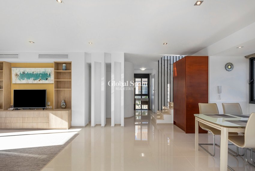 Revente - VILLA -
ORIHUELA COSTA - Costa Blanca