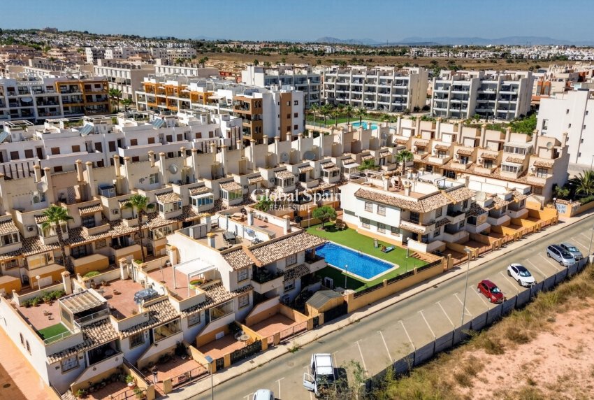 Revente - VILLA -
ORIHUELA COSTA - Costa Blanca