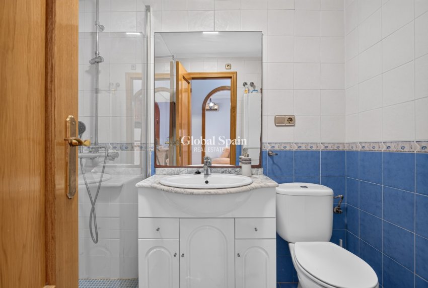 Revente - VILLA -
ORIHUELA COSTA - Costa Blanca