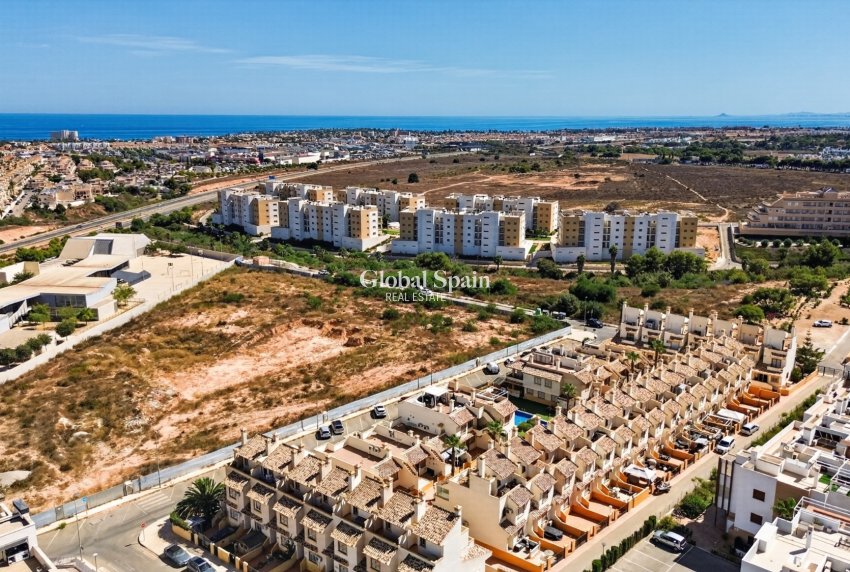 Revente - VILLA -
ORIHUELA COSTA - Costa Blanca