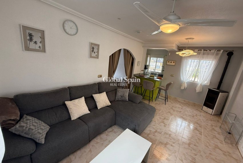 Revente - VILLA -
ORIHUELA COSTA - Costa Blanca