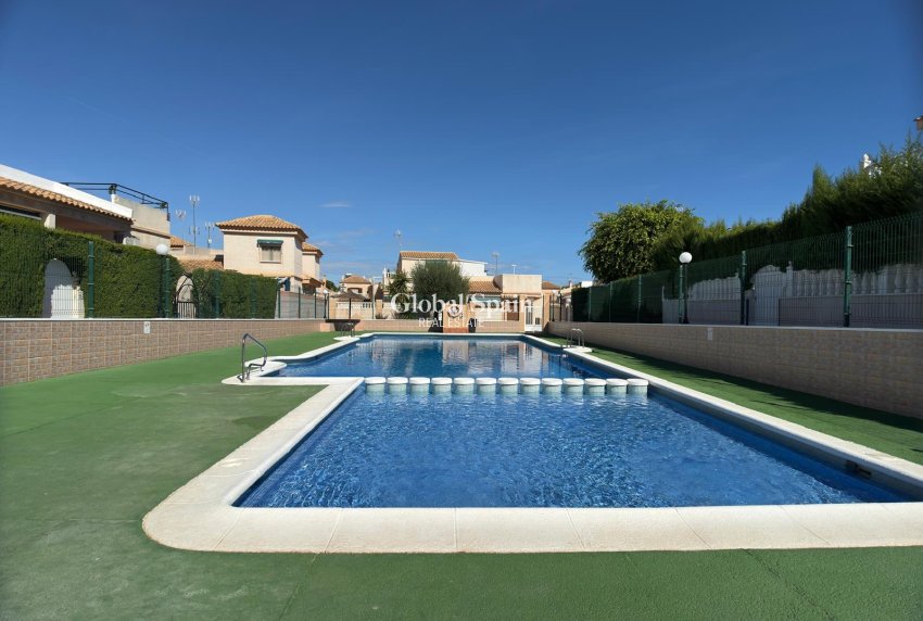 Revente - VILLA -
ORIHUELA COSTA - Costa Blanca