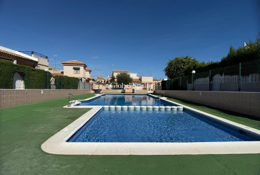 Revente - VILLA -
ORIHUELA COSTA - Costa Blanca