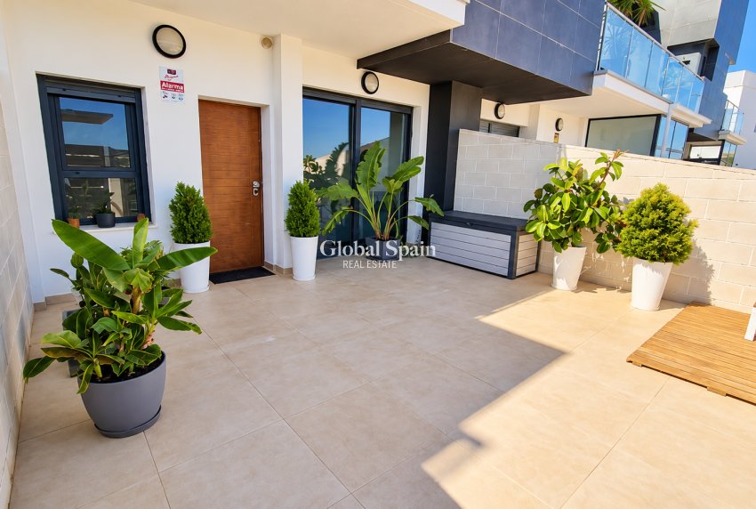 Revente - VILLA -
ORIHUELA COSTA - Costa Blanca