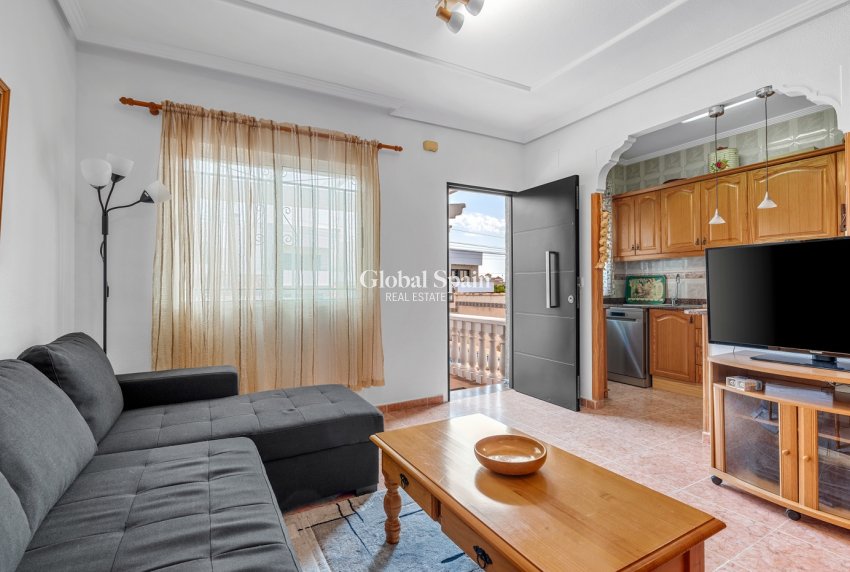 Revente - VILLA -
ORIHUELA COSTA - El Galan