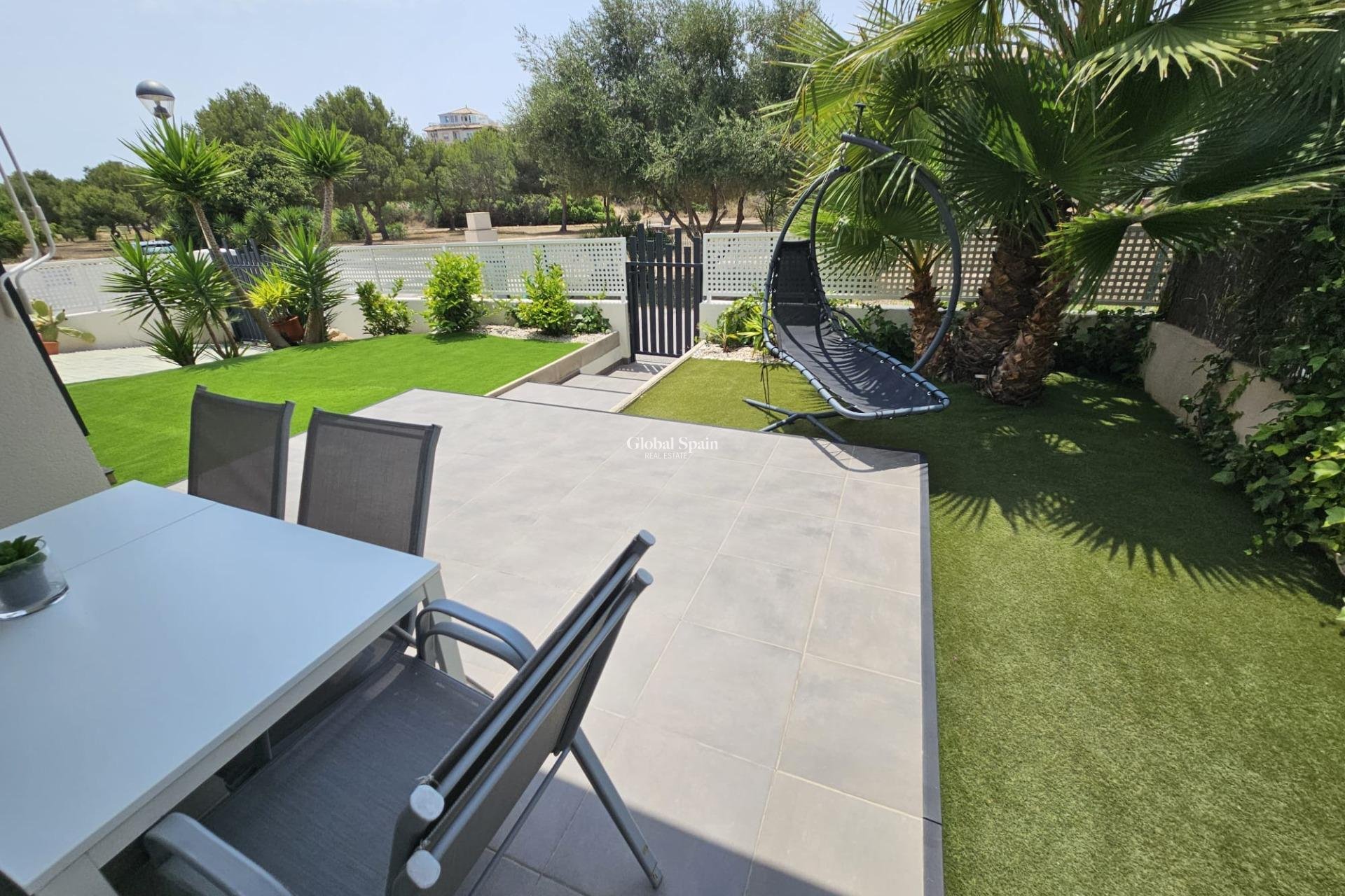 Revente - VILLA -
ORIHUELA COSTA - La Regia