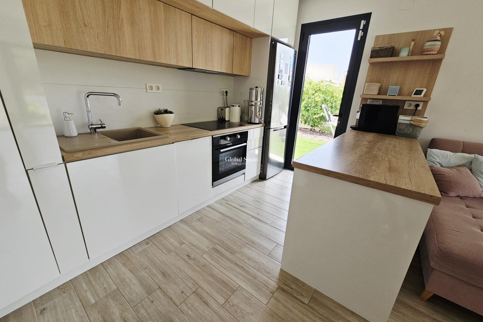 Revente - VILLA -
ORIHUELA COSTA - La Regia