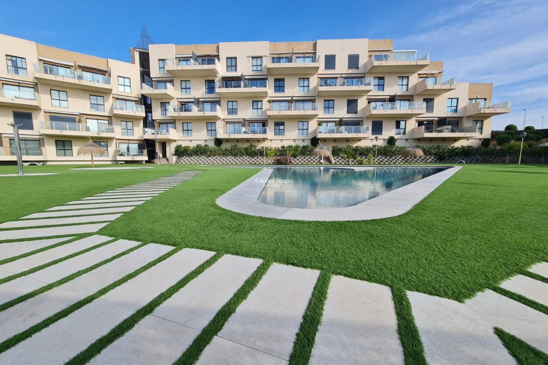 Revente - VILLA -
ORIHUELA COSTA - La Regia