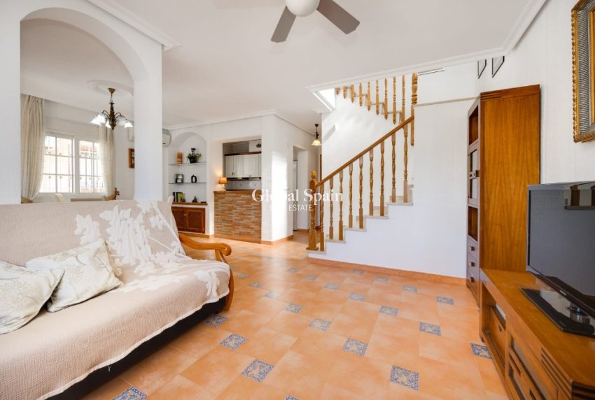 Revente - Villa -
ORIHUELA COSTA - La Zenia