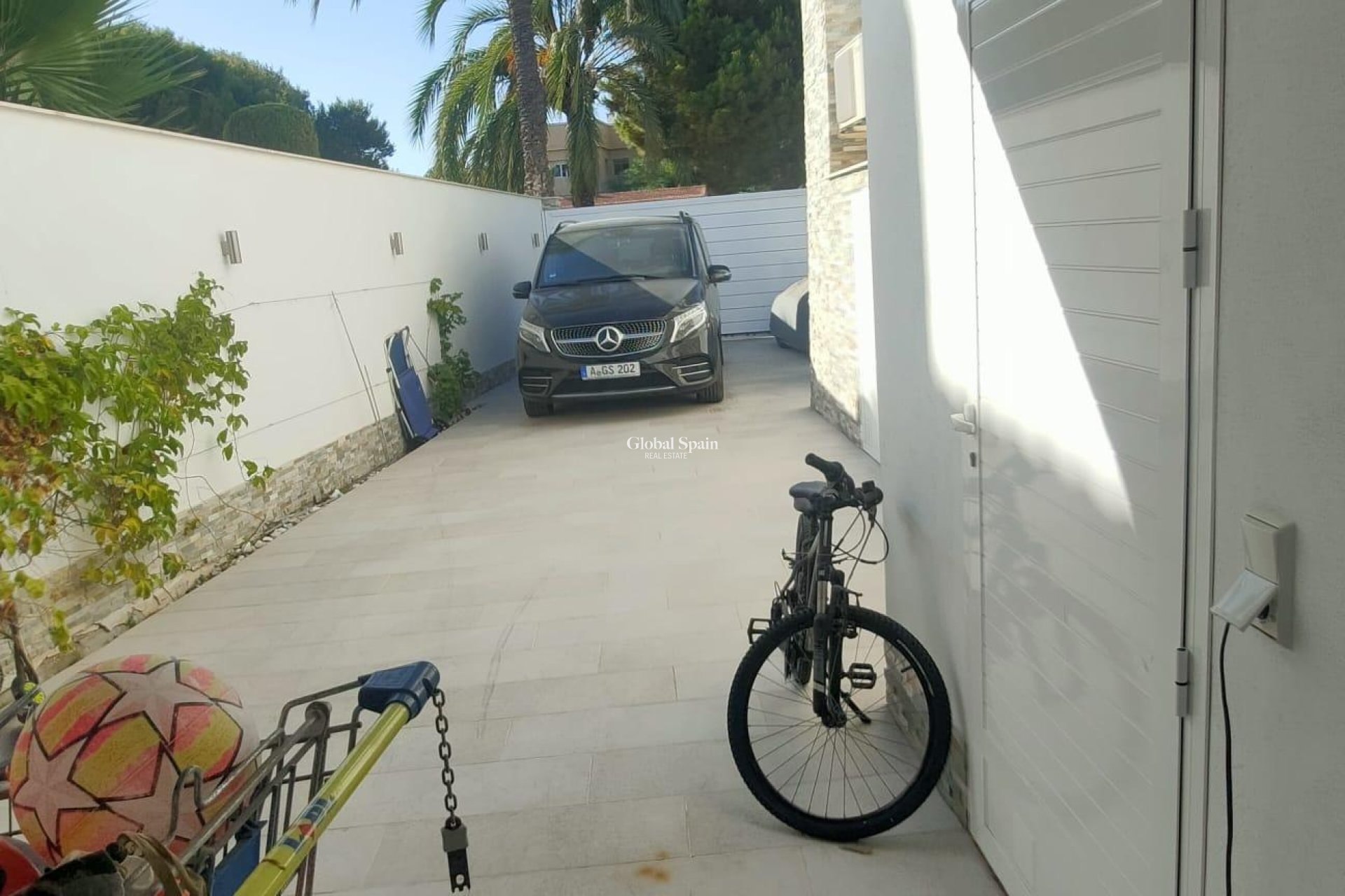 Revente - VILLA -
ORIHUELA COSTA - La Zenia