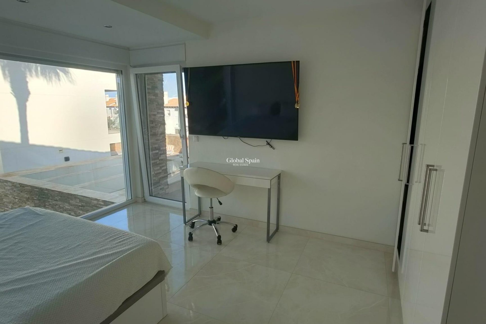 Revente - VILLA -
ORIHUELA COSTA - La Zenia