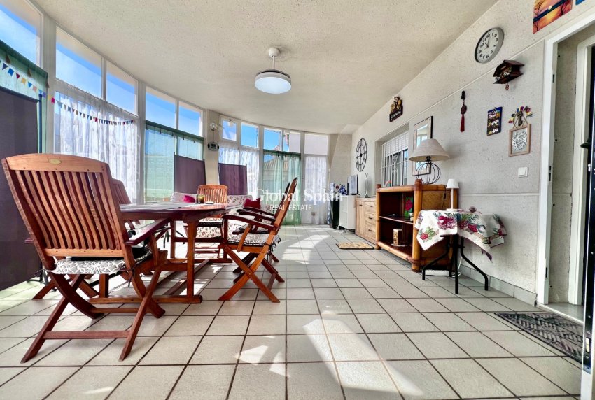 Revente - VILLA -
ORIHUELA COSTA - La Zenia