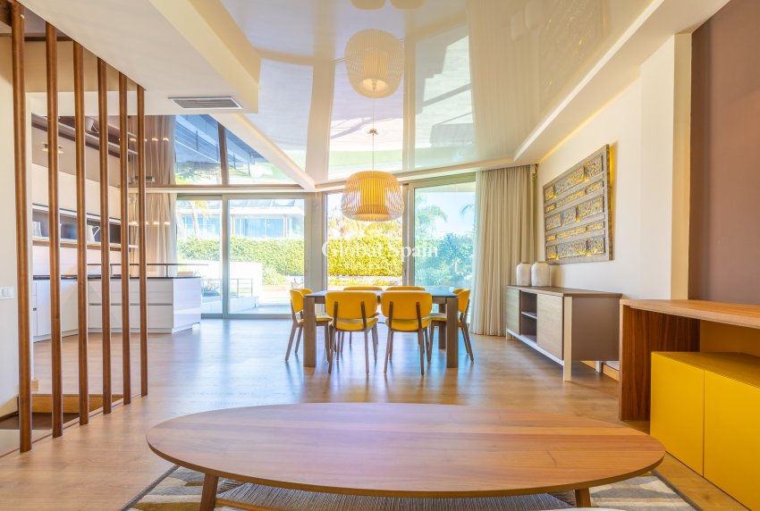 Revente - Villa -
ORIHUELA COSTA - La Zenia