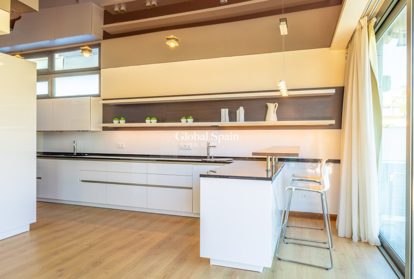 Revente - Villa -
ORIHUELA COSTA - La Zenia